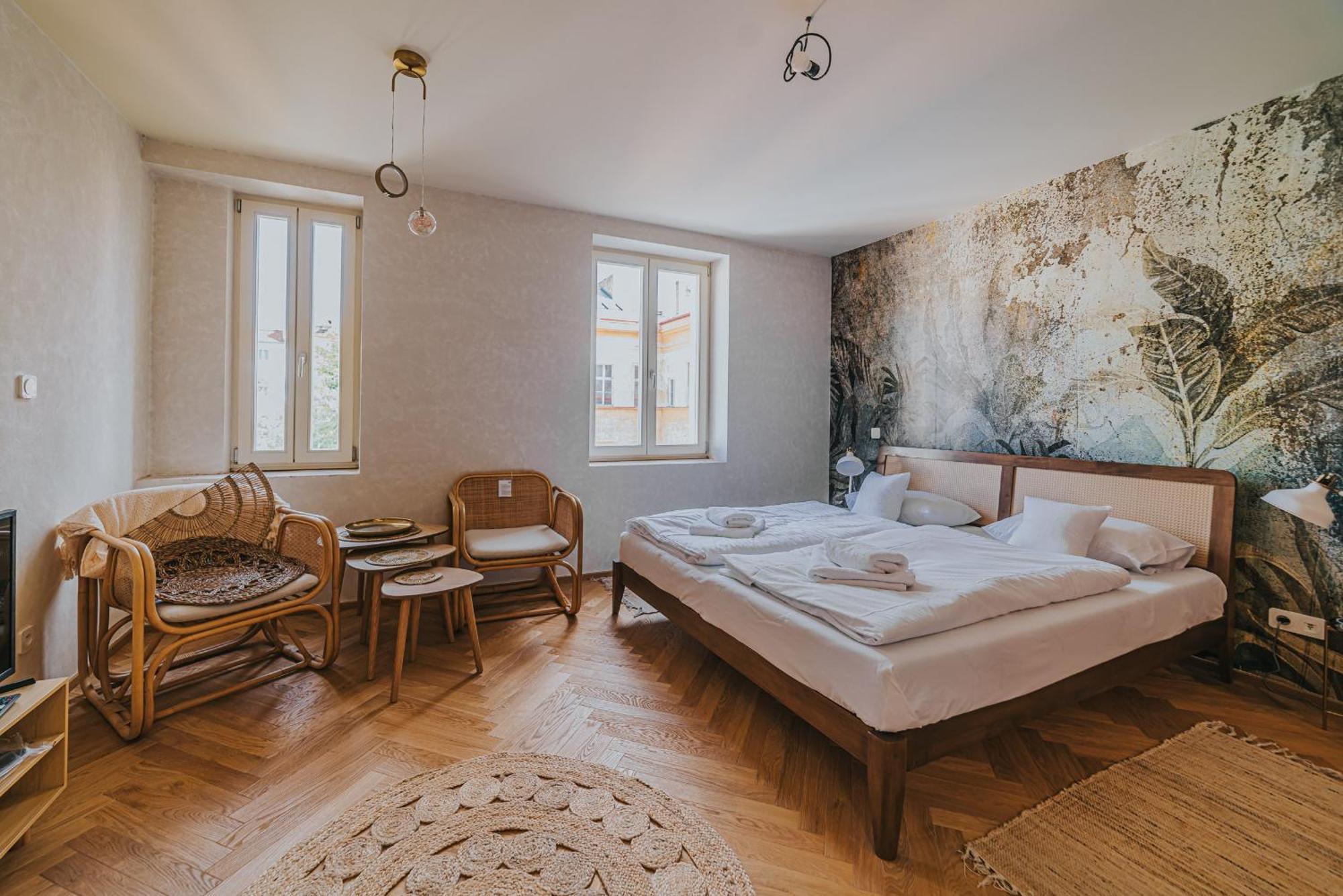 Bohemian Experience Aparthotel Прага Екстериор снимка
