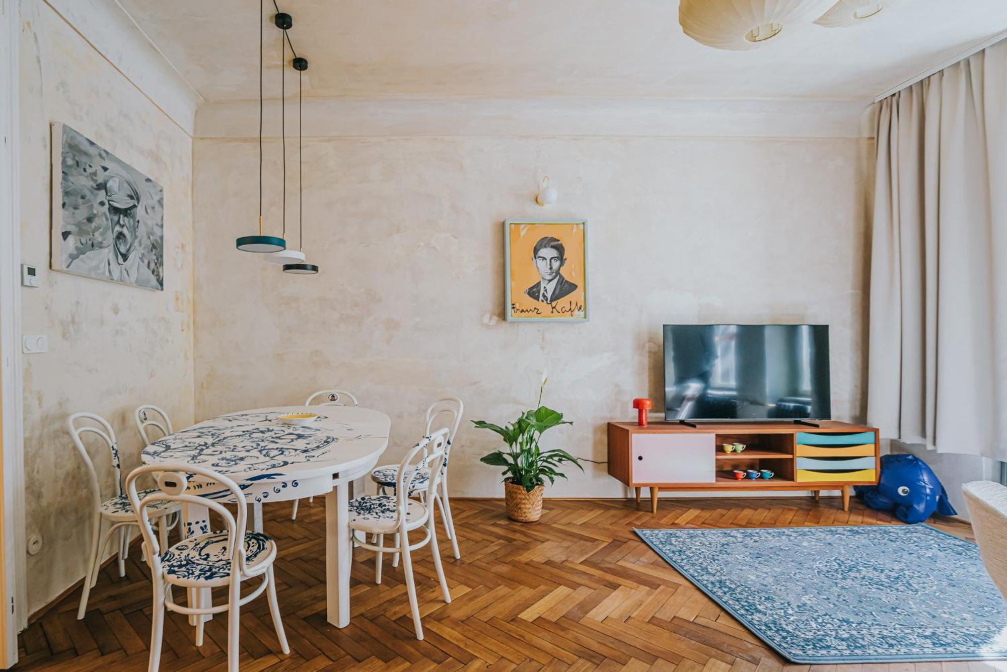 Bohemian Experience Aparthotel Прага Екстериор снимка